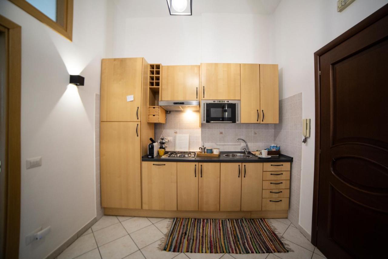 Bnb Al Centro E Meglio, Napoli Nápoles Exterior foto